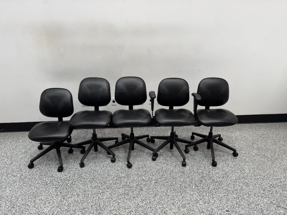 Image of VWR Laboratory Chairs - Quantity - 5